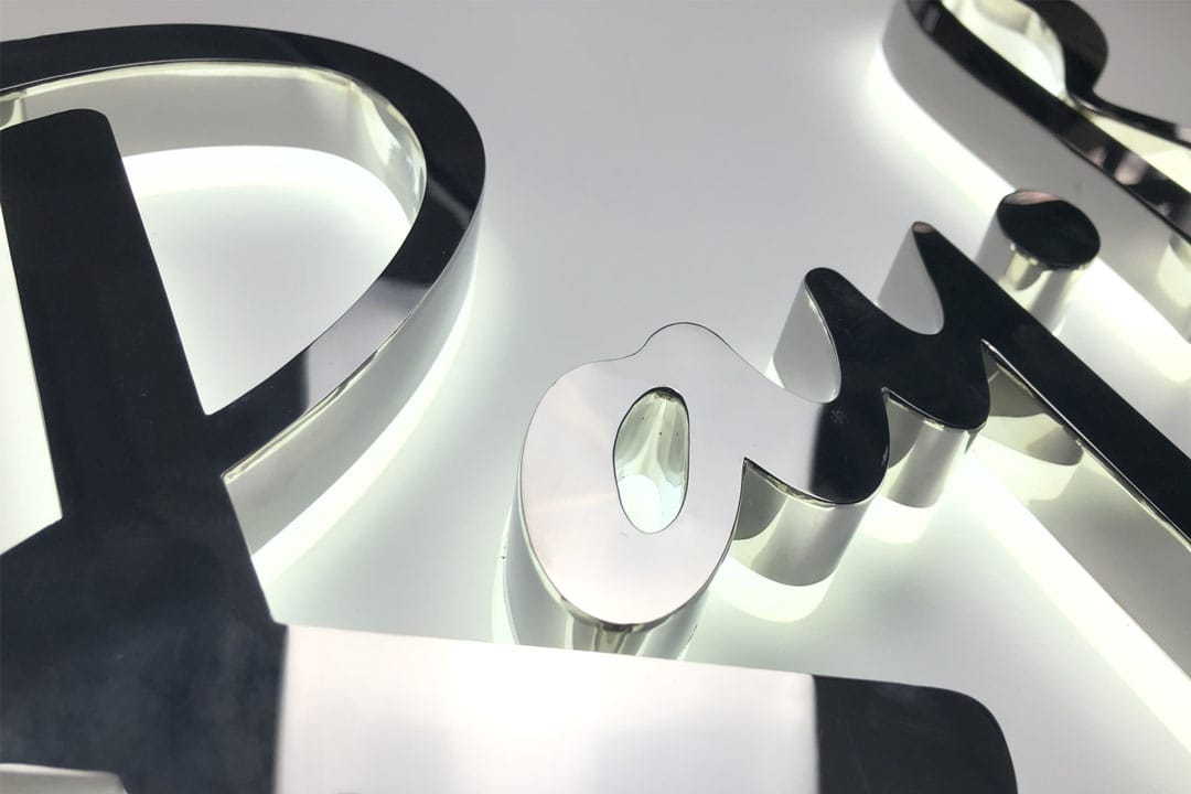 Lettres relief RM-100 PRO rétroéclairées